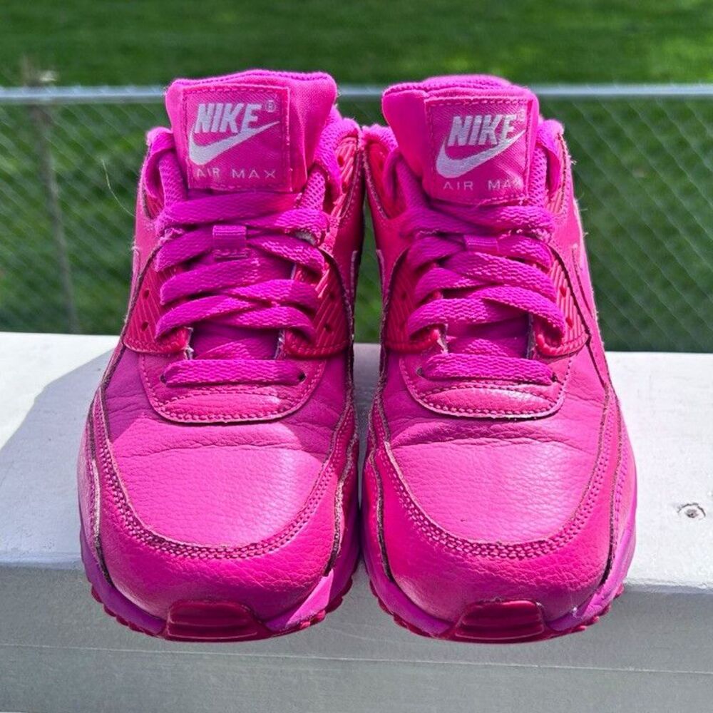 Nike Air Max 90 Girls Youth Size 4Y Pink Fuchsia Sneakers